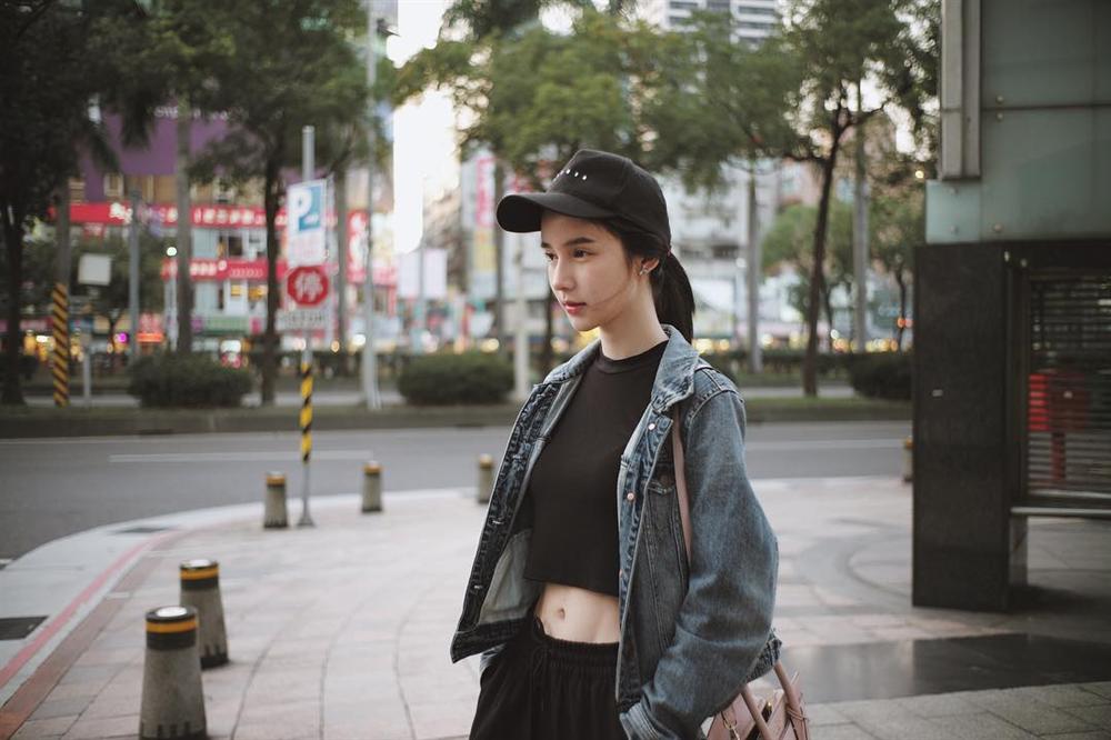 STREET STYLE sao Việt: Hương Giang, Hà Hồ, Mỹ Tâm và những công thức phối đồ jeans cực kỳ thú vị-6