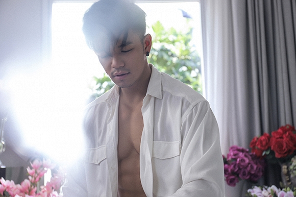 Nhân dịp Valentine trắng, Trọng Hiếu hoá soái ca, tình tứ bên mĩ nhân-6