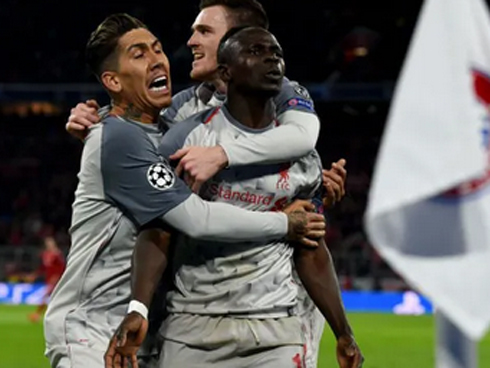 Tứ kết Champions League: Đại chiến Man Utd vs Barca, Juventus, Liverpool thở phào-2