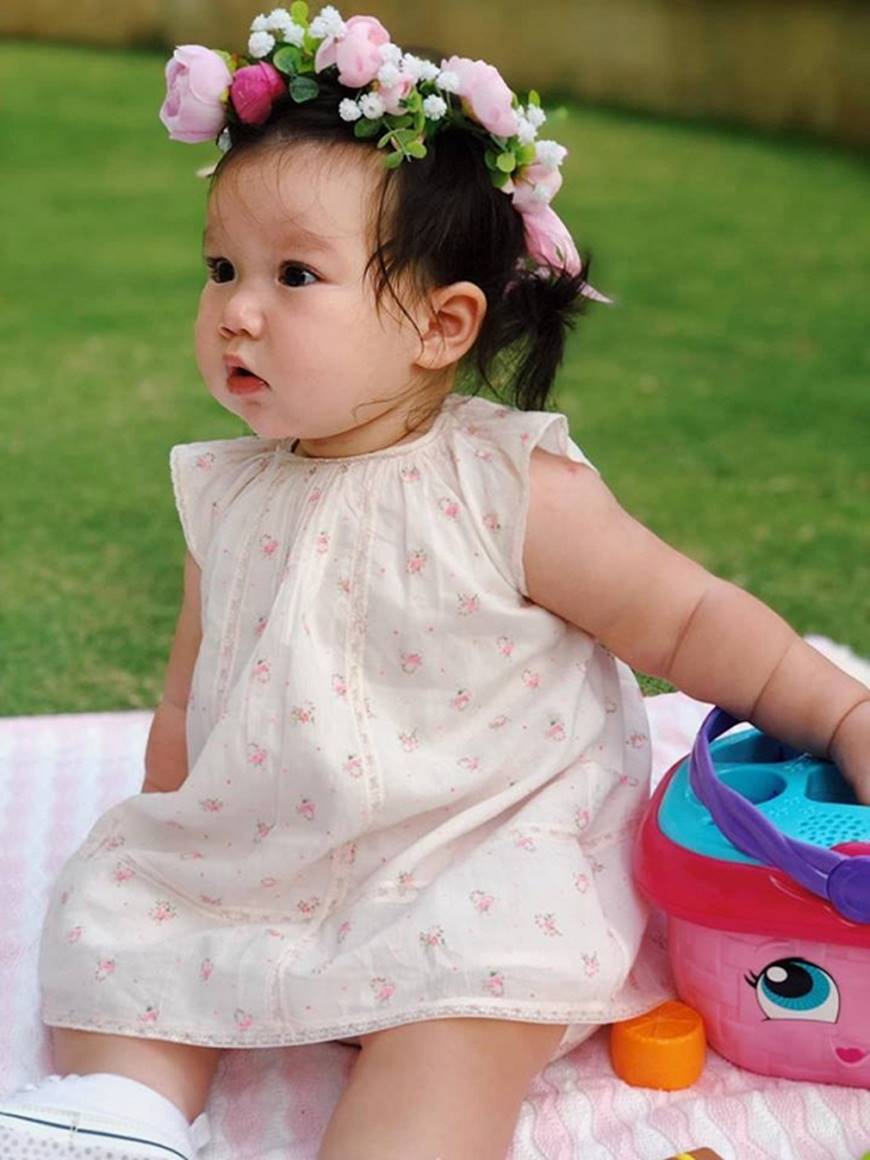 Siêu mẫu Hà Anh tiết lộ lý do đằng sau việc không bao giờ khoe đồ hiệu của con gái-2