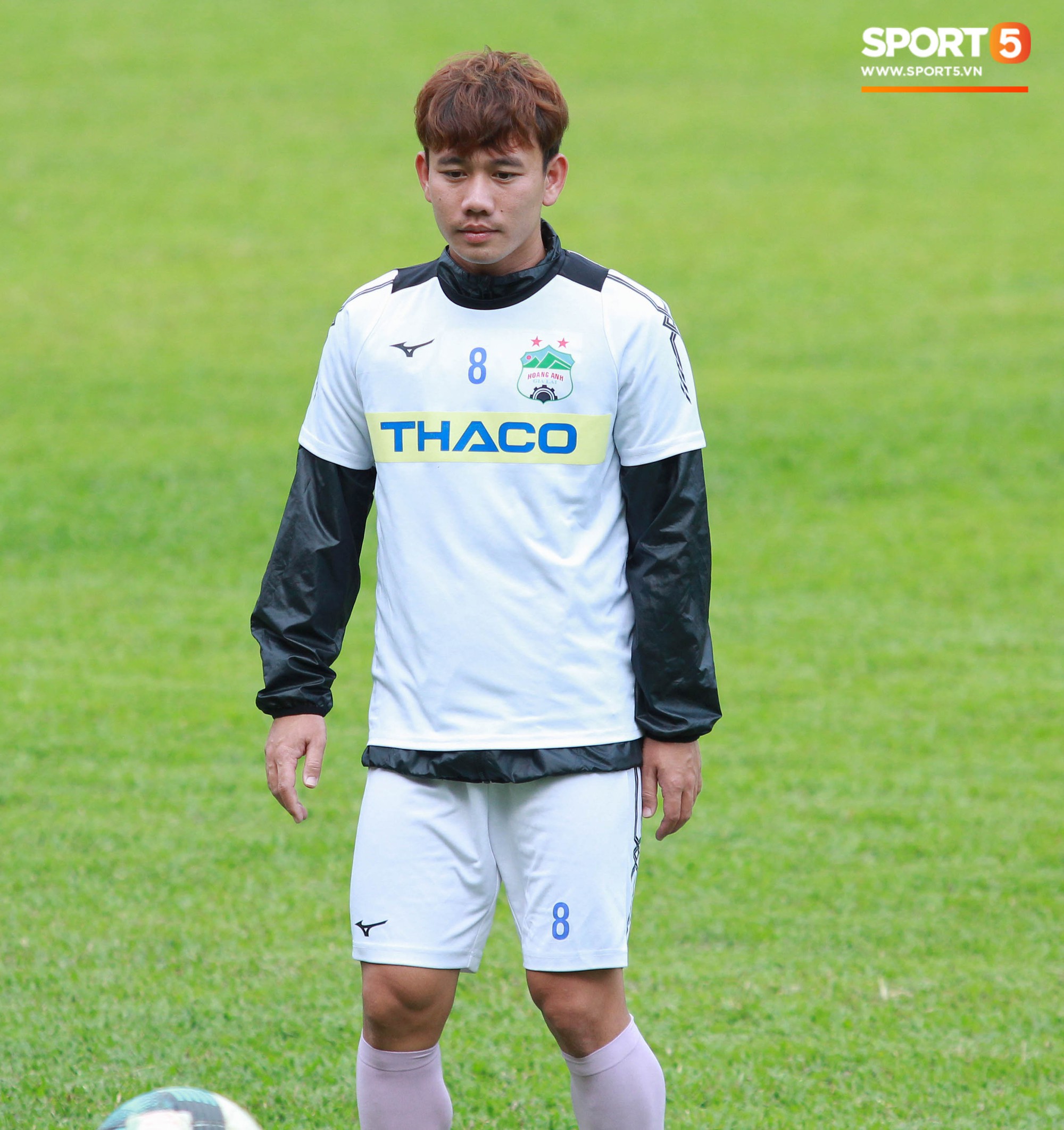 Từ bỏ mái tóc lãng tử, Tuấn Anh khiến fan sửng sốt với kiểu đầu mới đầy nam tính-5