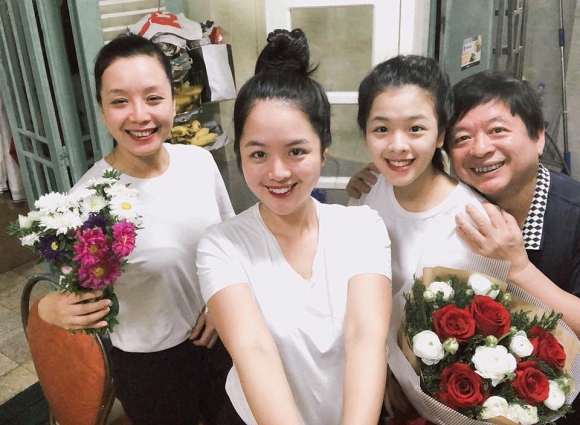 Kỷ niệm 32 năm ngày cưới, NSƯT Chiều Xuân tiết lộ loạt ảnh hiếm trong đám cưới năm 20 tuổi-10