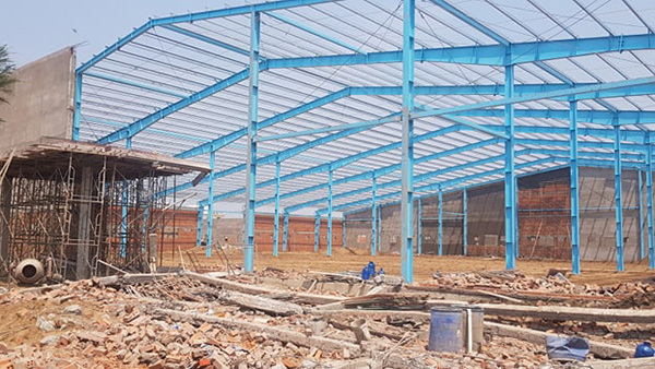 Vĩnh Long: Sập tường công trình nhà xưởng vùi lấp ít nhất 15 công nhân, 5 người tử vong-5