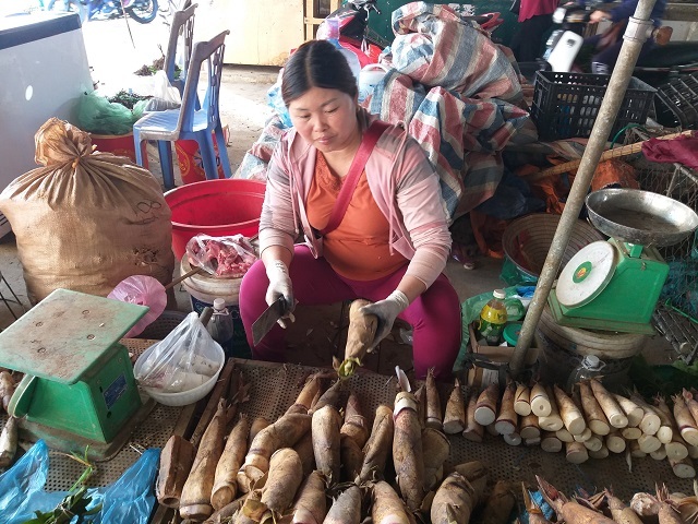 Gái xinh Sơn La bật mí cách phân biệt măng ngọt và măng đắng cực dễ-2