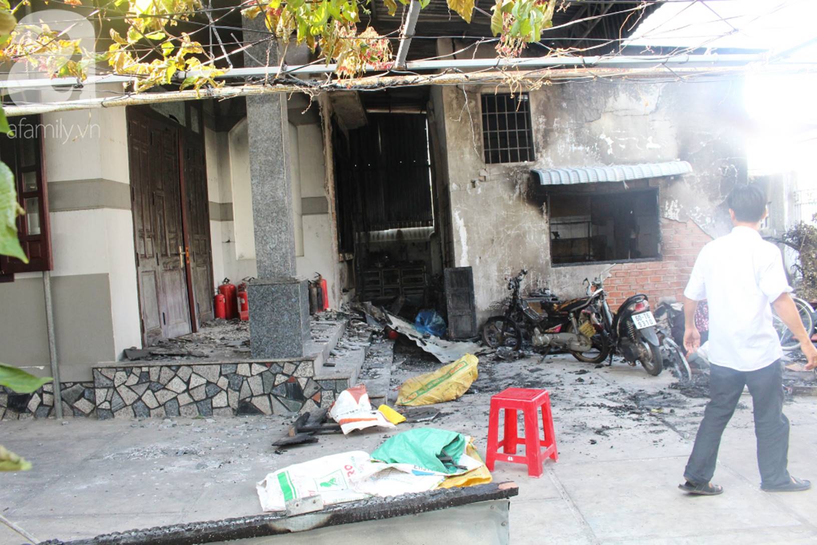 Vụ 3 người trong một gia đình chết cháy: Họ cố la hét cầu cứu, tiếng kêu nhỏ dần rồi tắt lịm”-2