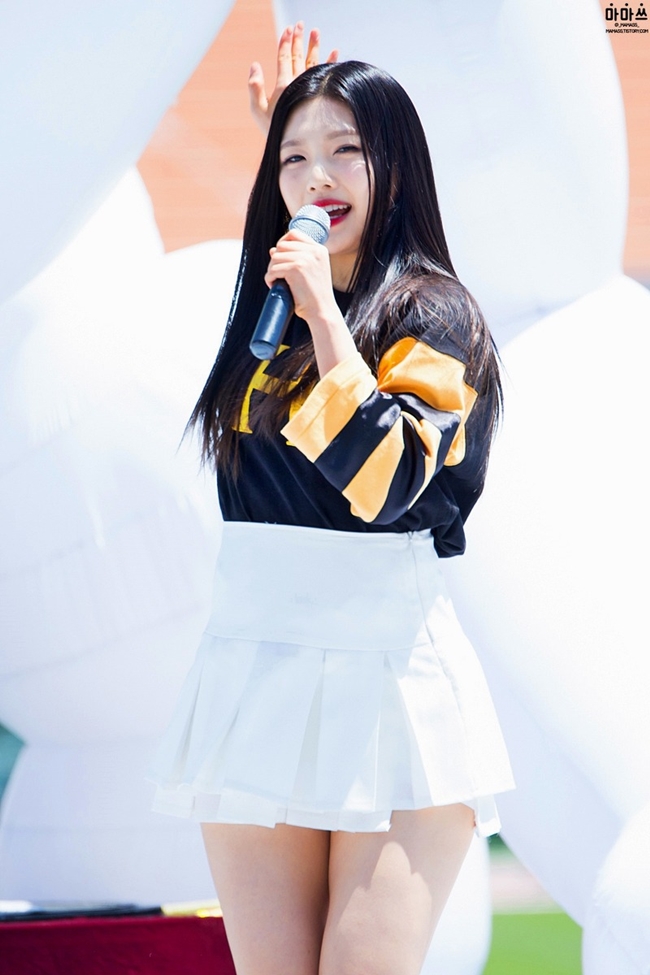 So kè body 3 nữ thần gợi cảm thế hệ mới Hàn Quốc-3