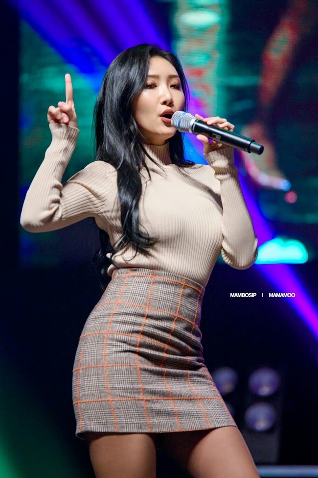 So kè body 3 nữ thần gợi cảm thế hệ mới Hàn Quốc-15