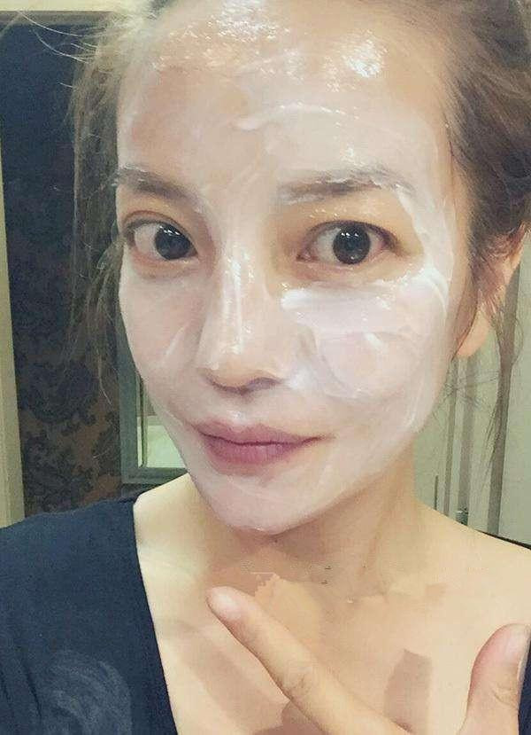 43 tuổi vẫn trẻ trung hệt gái 20, hóa ra Triệu Vy nhờ vào mấy liều thuốc bất tử này-5