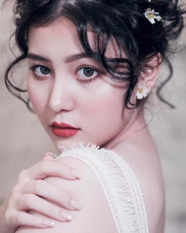 Bông hồng lai Việt - Mỹ gợi cảm hút hồn ở tuổi 17-1