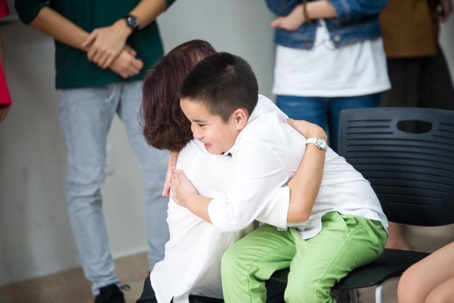 Giọt nước mắt của mẹ và bức tâm thư nhờ cộng đồng tìm trường cho con vào lớp 1-7