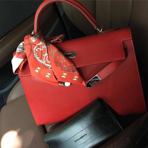 Hiếm có hot girl nào giản dị và tiết kiệm như Midu, một chiếc váy mặc đến hơn 3 lần-9