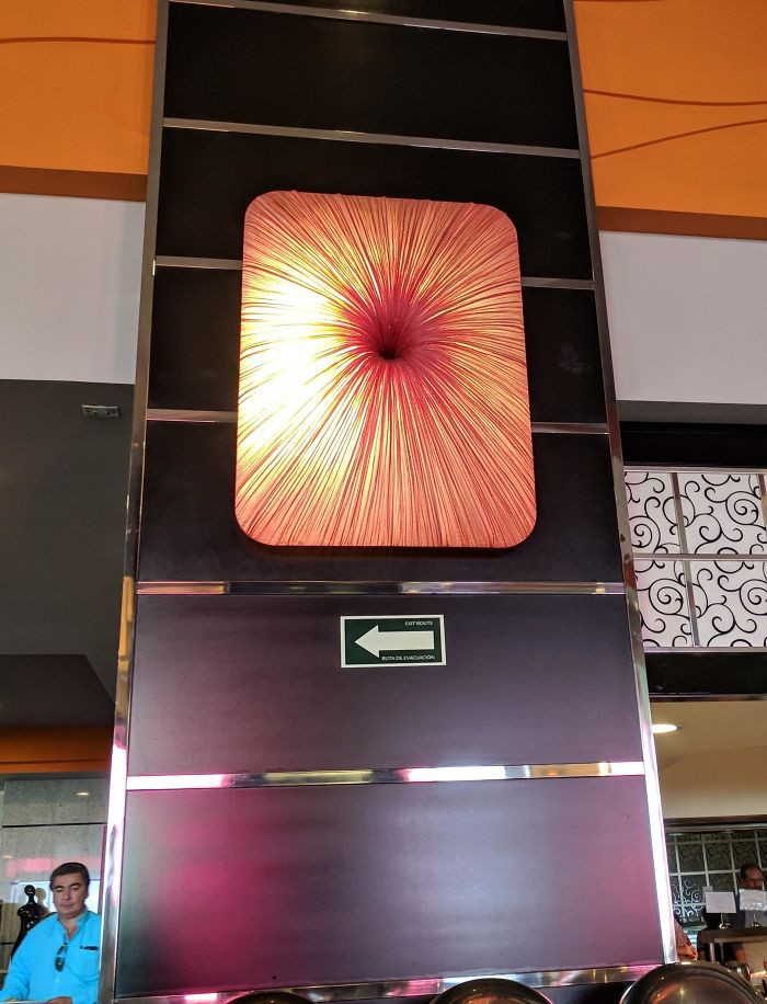 Chùm ảnh: Đi du lịch đừng dại mà ở những khách sạn có thiết kế thảm họa thế này dù rẻ đến mấy-7