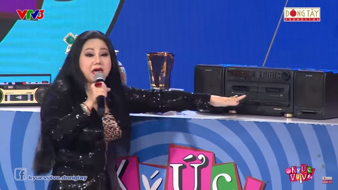 Ca sĩ Ngọc Ánh khoe sự giàu có, nổi tiếng và những món đồ đắt tiền trị giá vài cây vàng-5