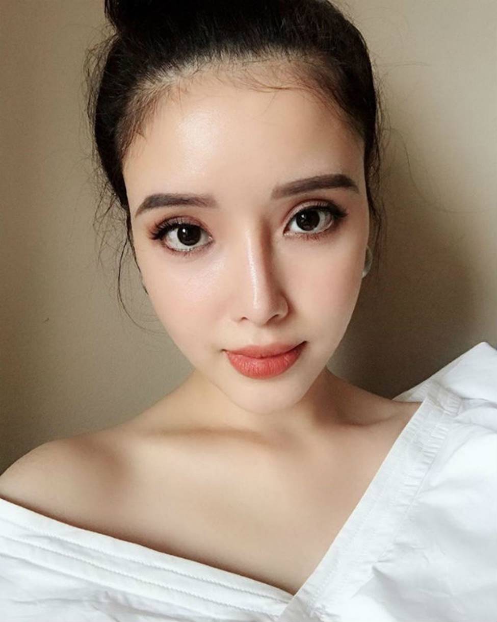 Gia đình mỹ nhân của Mai Phương Thuý: Em gái sexy, sành đồ hiệu không thua chị-3