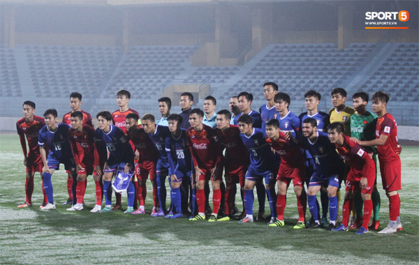 Thắng thầy Park khi chơi game Hàn Quốc, Đoàn Văn Hậu cười đầy khoái chí-10