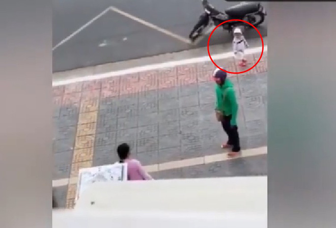 CLIP: Chồng đấm vào mặt vợ bầu, dúi ngã sõng xoài vẫn dọa đánh tiếp gây phẫn nộ-4