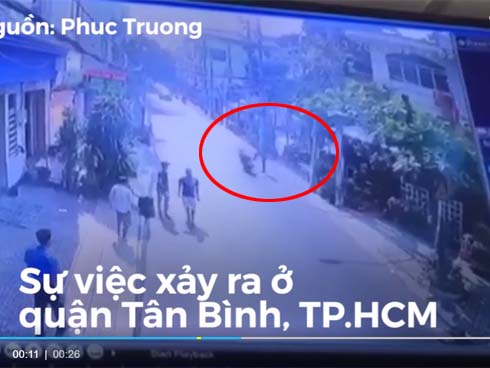 Clip: Cô gái phản xạ nhanh như cắt khiến tên cướp ra về trắng tay-1