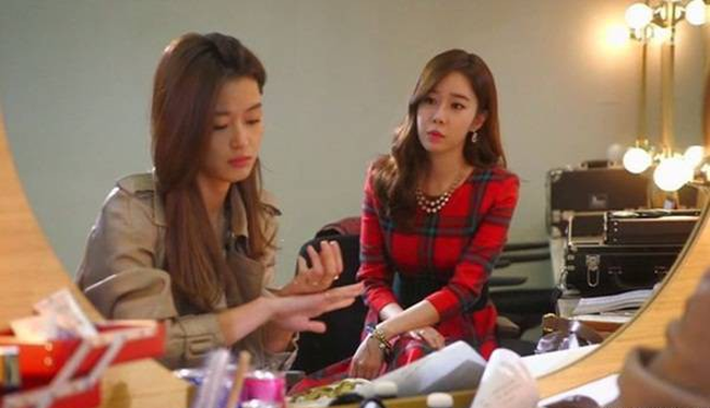 Vợ mét rưỡi, nhan sắc trung bình nhưng vẫn khiến cô bồ nóng bỏng phải xanh mặt trắng tay rời đi-1