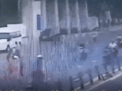 Những cú ngã tung nước siêu hài hước-1