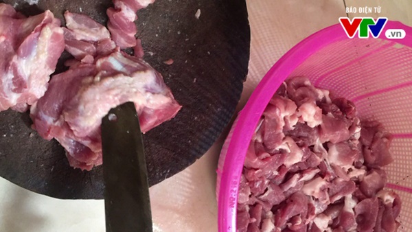 Nếu cứ ăn uống kiểu này thì nguy cơ nhiễm sán chẳng chừa một ai-2