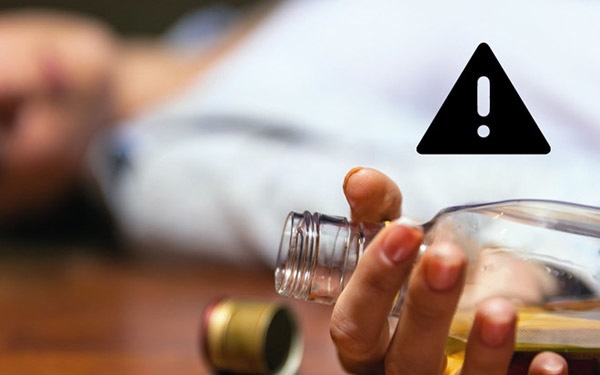 Cậu sinh viên trẻ tuổi chết tức tưởi sau khi uống 25 ly rượu trong 1 phút-2