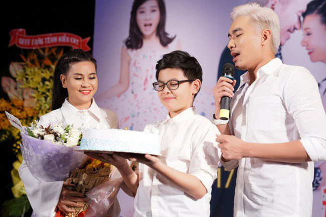 16 tuổi, con trai Cát Phượng - Thái Hòa gây ngỡ ngàng với ngoại hình giống bố như đúc-3