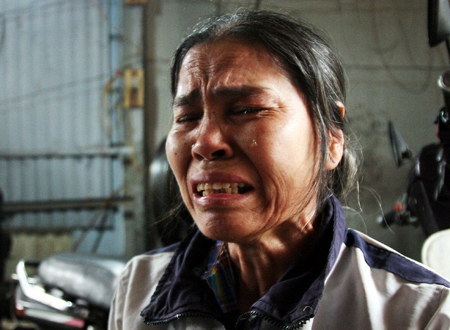 Mẹ chồng khóc ngất khi con dâu mất tích cùng 4 người cháu nội suốt 1 tháng trời-2