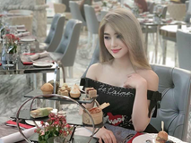 Vừa khoe hình xăm mới ở chân ngực, Hương Tràm lại gây sốc với mái tóc bạch kim Vừa khoe hình xăm mới ở chân ngực, Hương Tràm lại gây sốc với mái tóc bạch kim