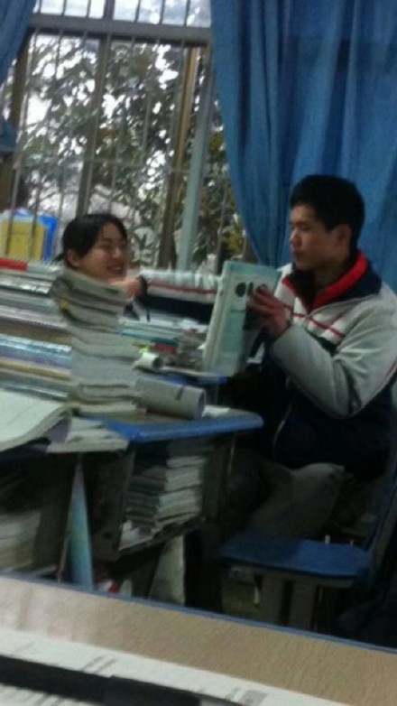 Dân mạng chia sẻ những khoảnh khắc quý giá thời đi học khiến người đọc cay mắt, bởi thanh xuân đã qua mãi chẳng thể tìm lại-8