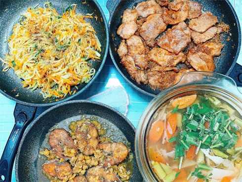 Khoe mâm cơm 7 món cho 3 người ăn, vợ trẻ bị hội chị em xúm vào nhắc nhở nguy cơ mắc chứng bệnh này-2