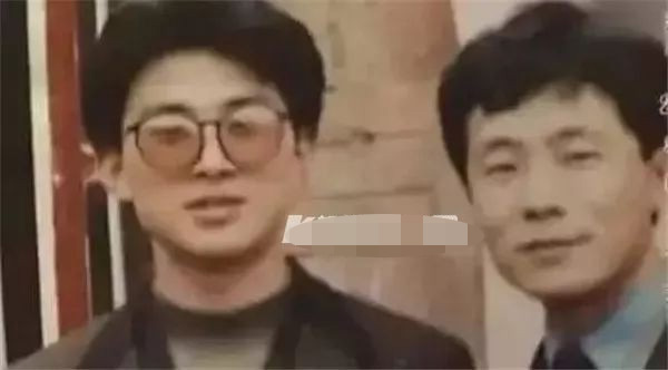 Cho bạn mượn 3 triệu làm ăn, 32 năm sau người đàn ông được trả 35 tỷ và câu chuyện báo đáp ân nhân khiến mọi người xúc động-1