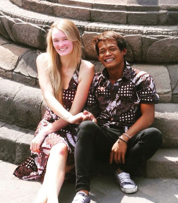 Trai kém sắc cưa được vợ đẹp ngời ngời khiến MXH sốt xình xịch và lời giải khiến ai cũng phải nghĩ không có gì là tự nhiên cả-5