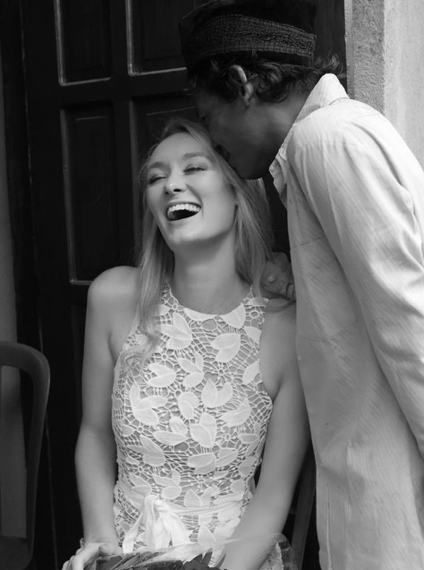 Trai kém sắc cưa được vợ đẹp ngời ngời khiến MXH sốt xình xịch và lời giải khiến ai cũng phải nghĩ không có gì là tự nhiên cả-6