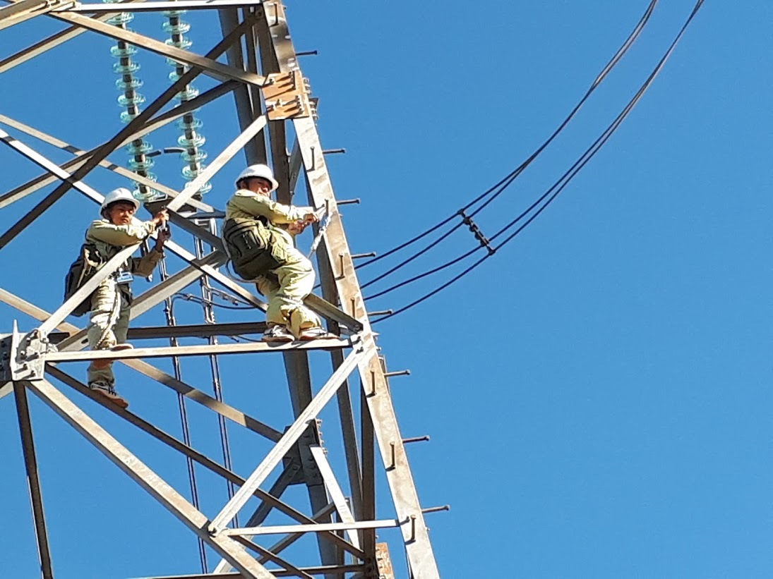 Giá điện tăng: EVN thu gần 1 tỷ USD nhưng vẫn kêu chưa đủ-1