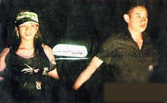 Thiếu gia ăn chơi nhất Trung Quốc: Hạ gục Trương Mẫn, dám tát Triệu Vy, cả đời si mê người đẹp đã mất-5