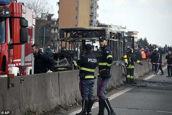 Tài xế cướp xe buýt âm mưu thảm sát kinh hoàng?-2