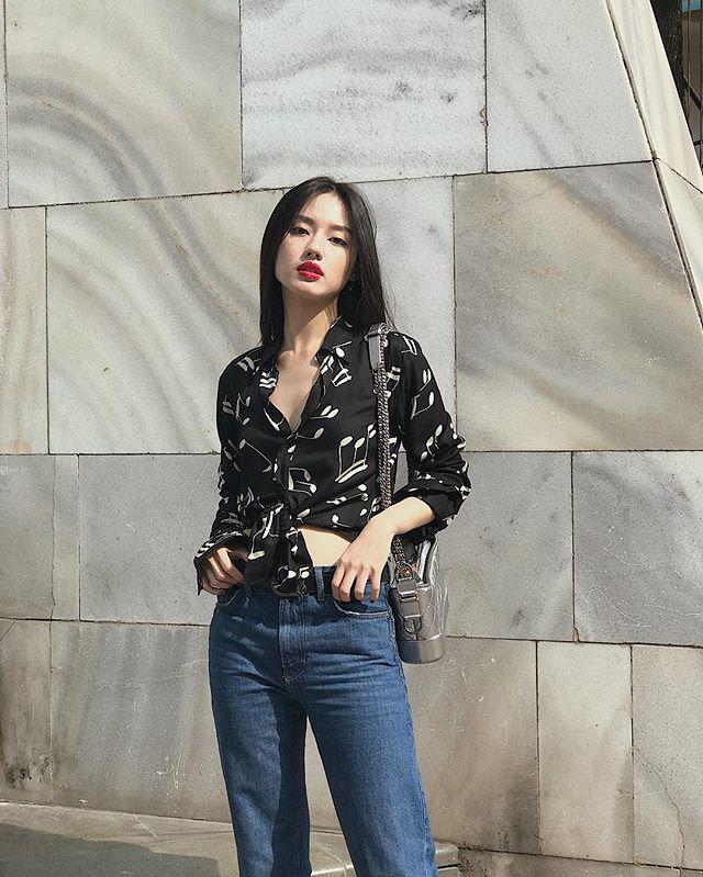 Thổi bùng trào lưu sơ mi buông cúc là Kỳ Duyên, nhưng mặc đẹp tinh tế lại là Bích Phương-10