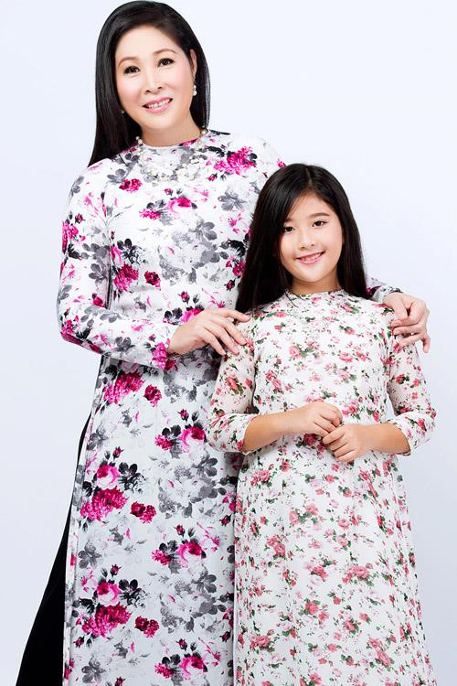 Con gái út Hồng Vân xinh đẹp, được khen giống Việt Trinh, Diễm Hương-5