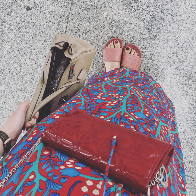 Vợ chồng Hằng Túi trốn con đi Thái Lan du hí, bà mẹ 4 con đau khổ khi ai cũng tránh né vì tưởng đang mang bầu-1