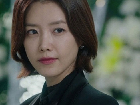 Con dâu nhờ giữ tiền mừng cưới, mẹ chồng vừa bóc phong bì vừa bĩu môi than lỗ vì đằng ngoại-3