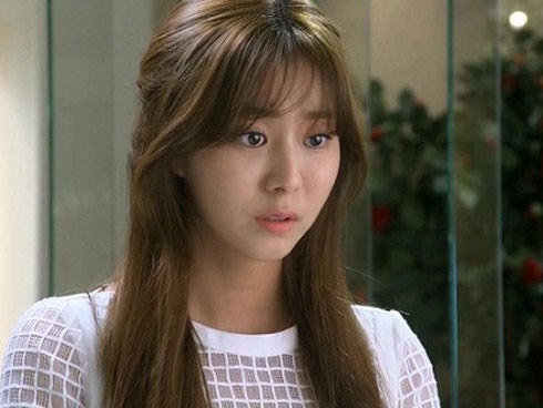 Bị bạn gái đá và cuỗm hết tiền theo người đàn ông khác, tôi đã âm thầm làm một việc khiến em vội vã ôm tiền đến trả