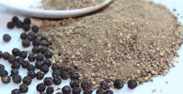 Vì sao chỉ nên nêm hạt tiêu khi thức ăn gần chín nếu không rất nguy hại?-2