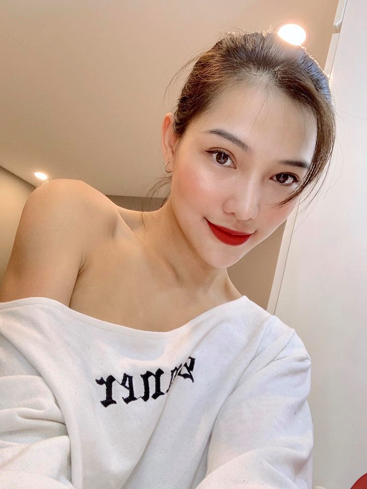 Lưu Đê Li thả thính cuối năm lấy chồng nhưng antifan chỉ tập trung vào chiếc cằm lệch sang 1 bên như quả xoài-9