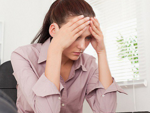 Tiệc cưới còn chưa kết thúc, bố chồng đã ghé vào tai nói một câu khiến tôi tim đập chân run không biết sống thế nào những ngày tháng tới-3