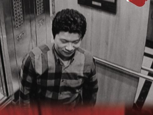 Kẻ sàm sỡ nữ sinh trong thang máy tái xuất, cư dân chung cư ở Hà Nội hốt hoảng đề phòng-2