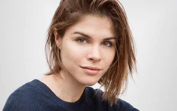 Cô gái biến blog làm đẹp cá nhân thành đế chế tỷ USD vượt mặt công ty mỹ phẩm nổi tiếng của nữ tỷ phú Kylie Jenner-1