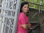 Nghệ An: Người mẹ bàng hoàng phát hiện con gái 14 tuổi bị hàng xóm giở trò đồi bại-2