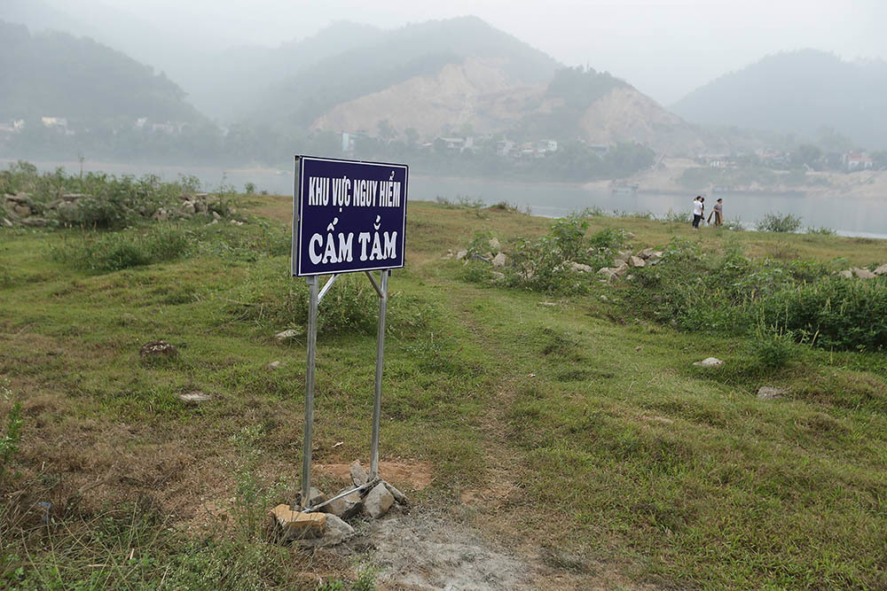 Không biết mặt bố, xa mẹ: Nam sinh chết đuối lạnh lẽo bên bà ngoại-16