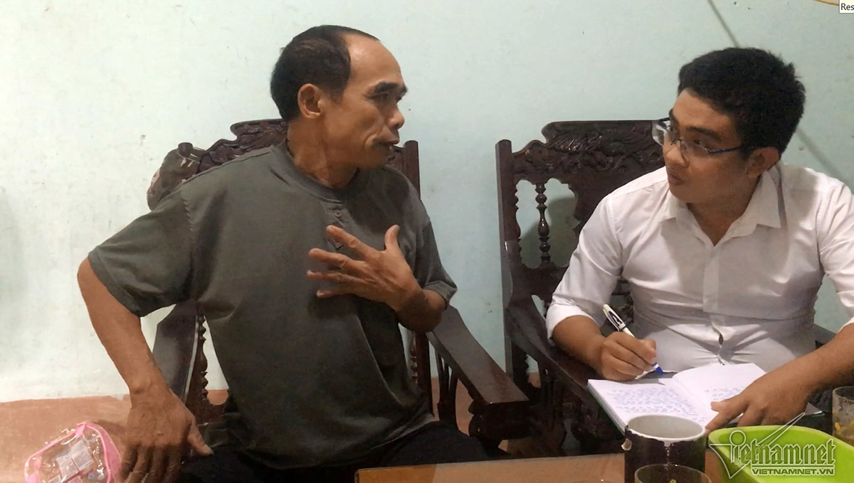 Đại gia đá đỏ đếm tiền cả ngày không hết giờ ra sao?-1