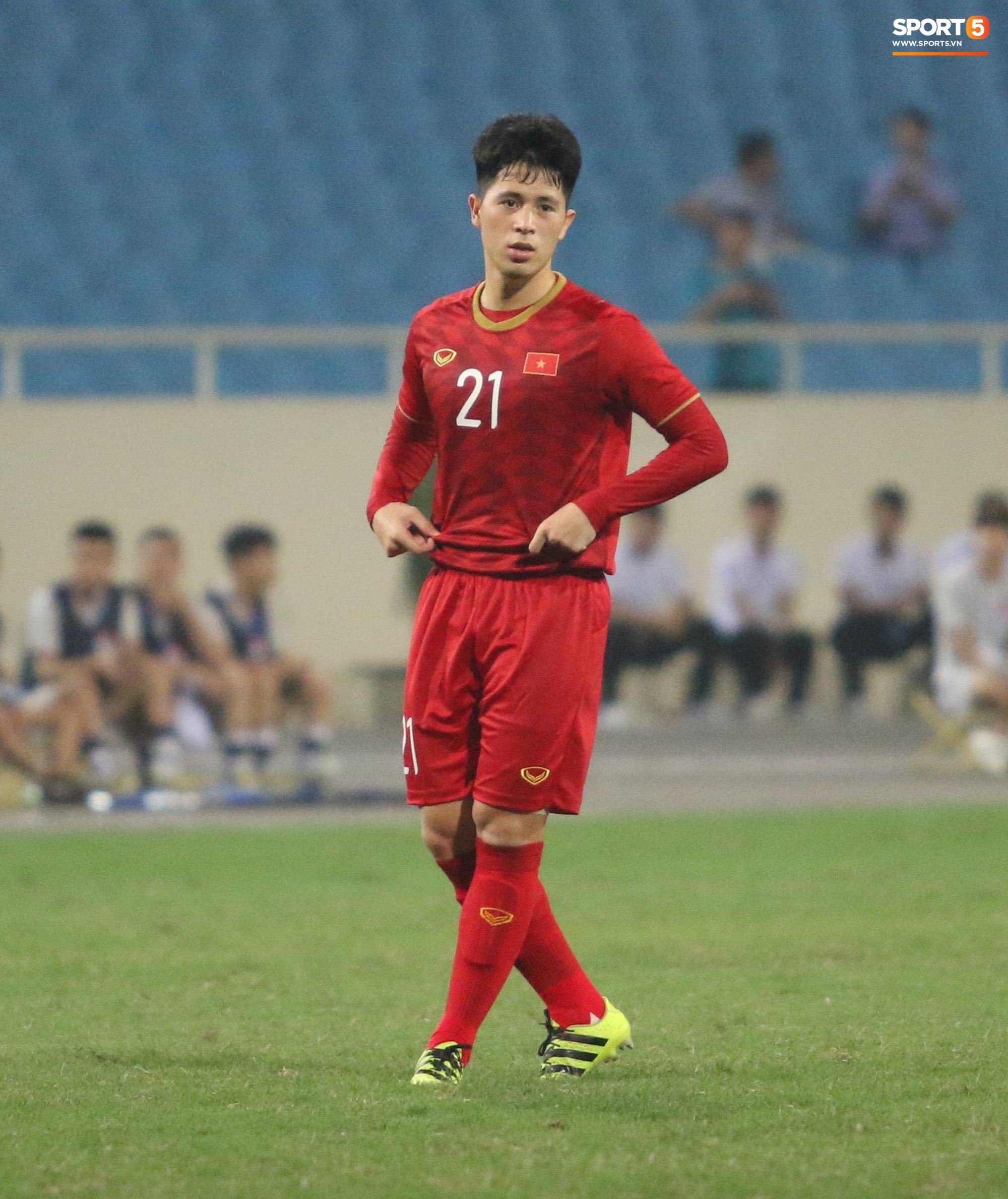 Cảm xúc của U23 Việt Nam ngày thắng đậm Brunei: Đình Trọng vẫn gắt gỏng, Thành Chung vạch áo cười xòa-3